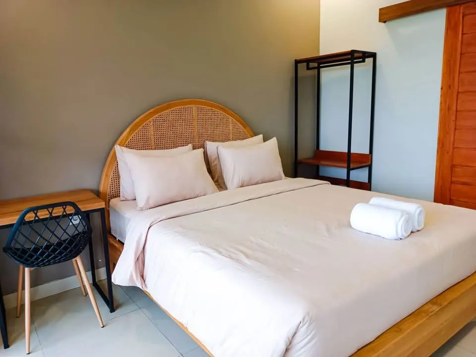 Studio Apartment Seseh AVAILABLE — image 2