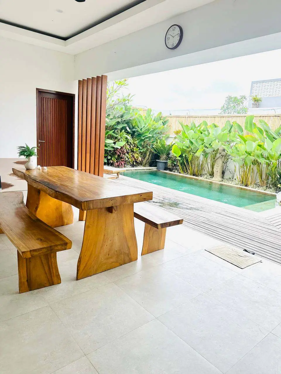 2 BEDROOM VILLA FOR YEARLY RENT CLOSE TO SESEH BEACH — image 2