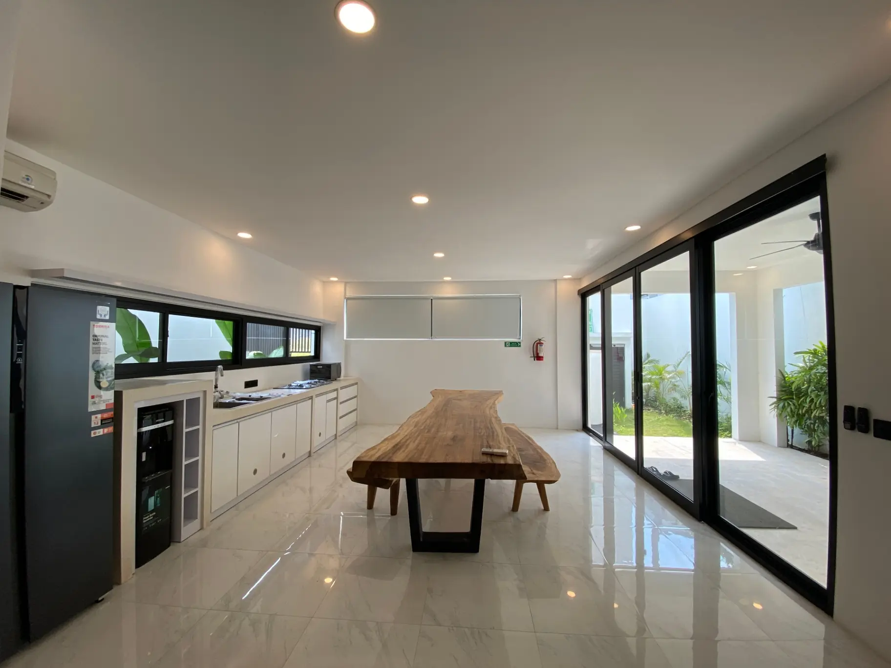 3BR Modern Villa in Umalas - 100% No Construction — image 2