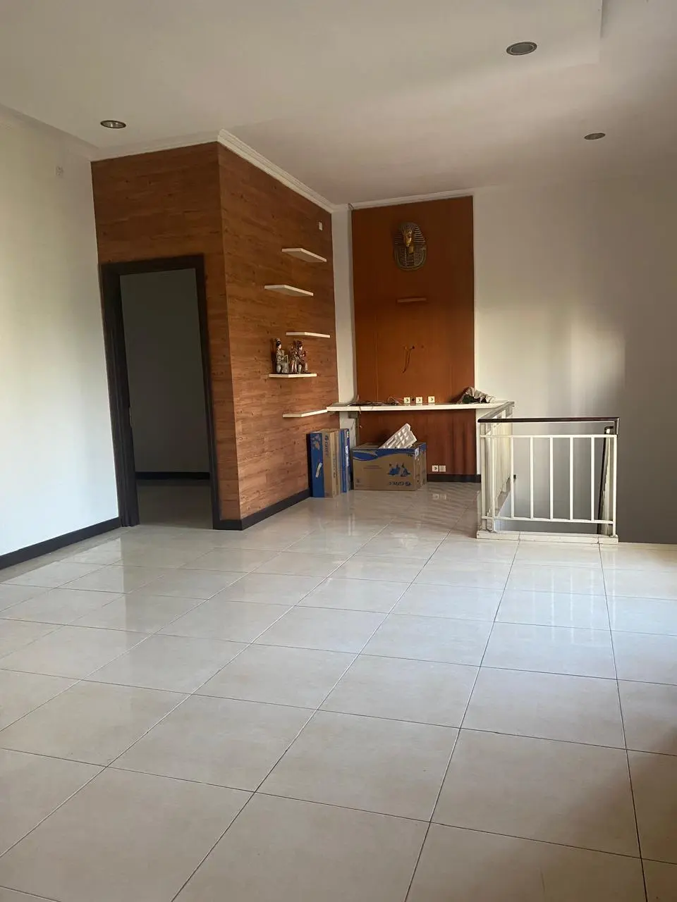DO 452-FOR RENT RENOVATED HOUSE UNFURNISHED LOCATED AT PRIME AREA NUSA DUA — image 1