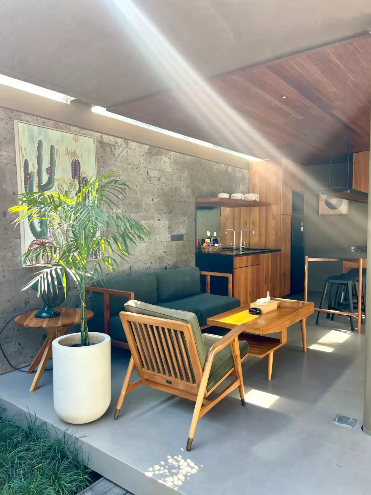 2 BEDROOM VILLA FOR FREEHOLD IN CANGGU KAYU TULANG — image 1