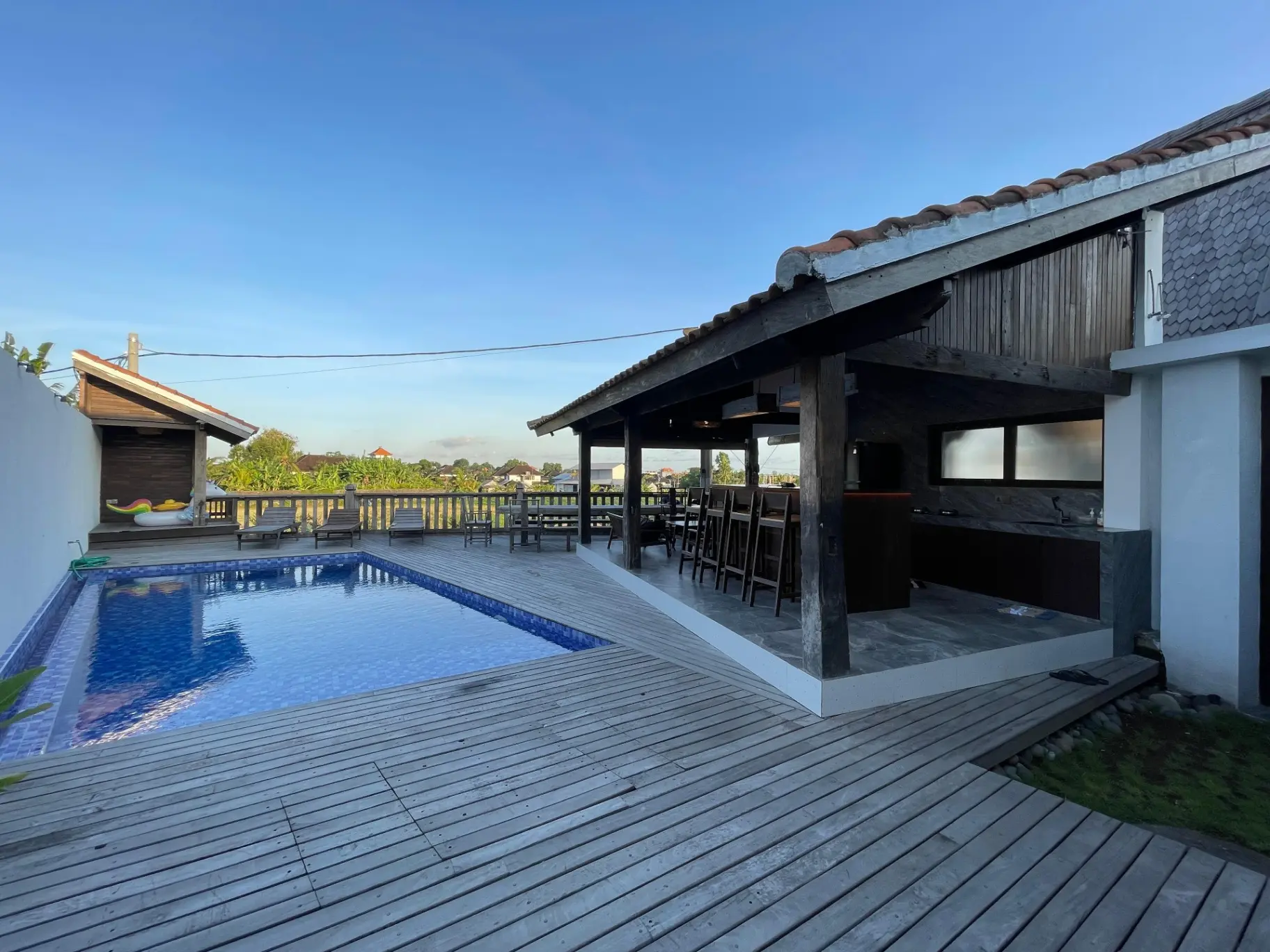 Villa For Rent 3 Bed In Dukuh Beraban Tabanan Bali — image 1