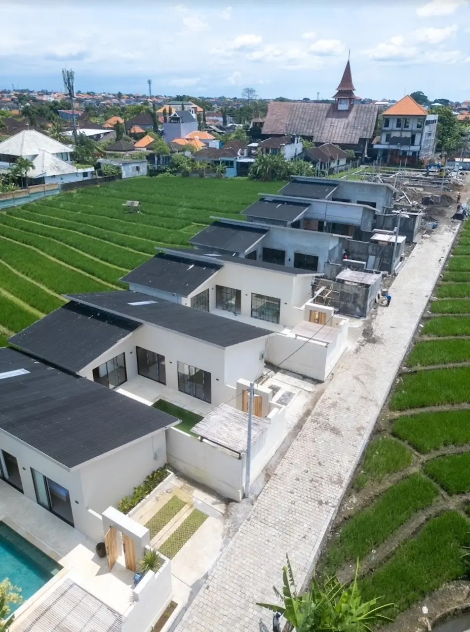 2 BEDROOM BRAND NEW VILLA IN PADONAN - NORTH CANGGU FOR SALE