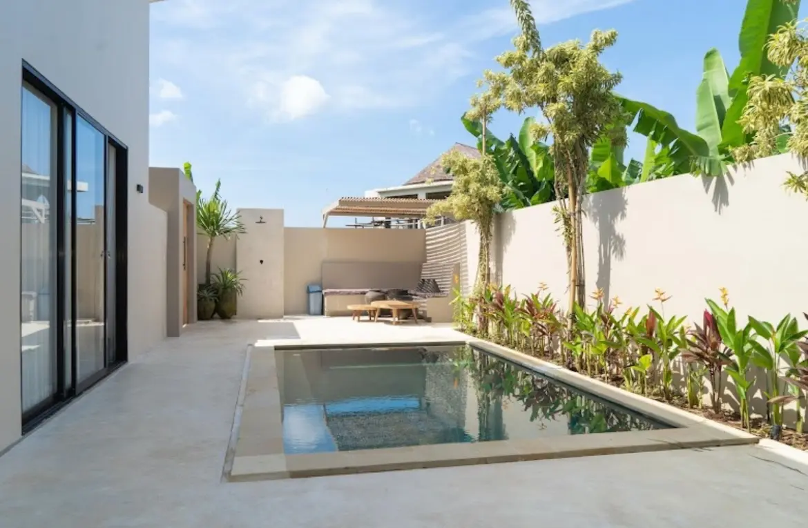 2 BEDROOM BRAND NEW VILLA IN PADONAN - NORTH CANGGU FOR SALE — image 3