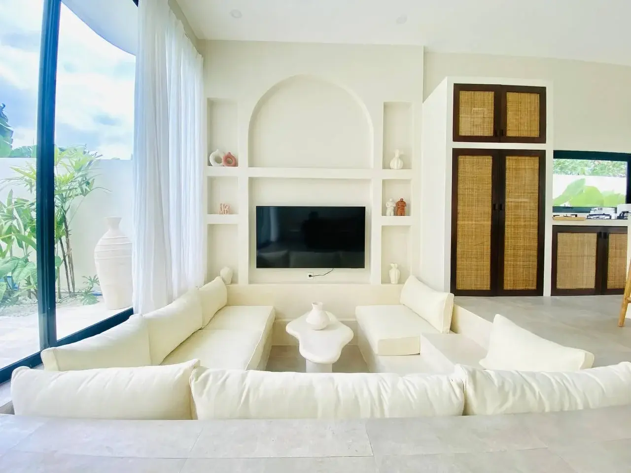2 BEDROOM VILLA FULLY FURNISHED IN CANGGU — image 1