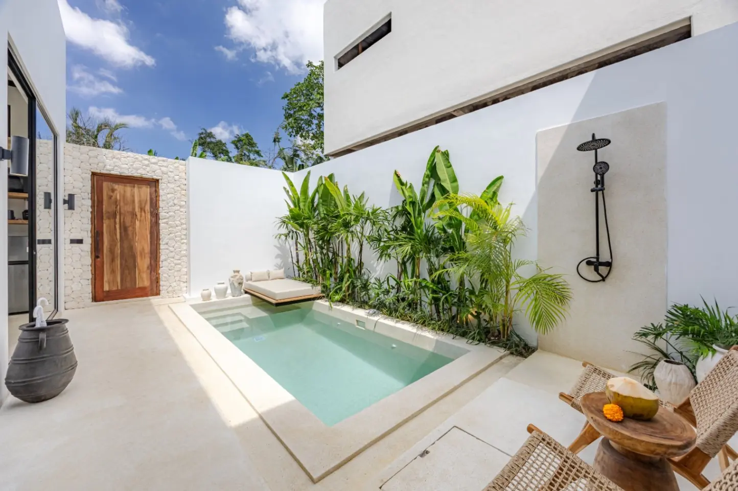 Villa For Rent 1 Bed In Kedungu Mengwi Badung Bali — image 1