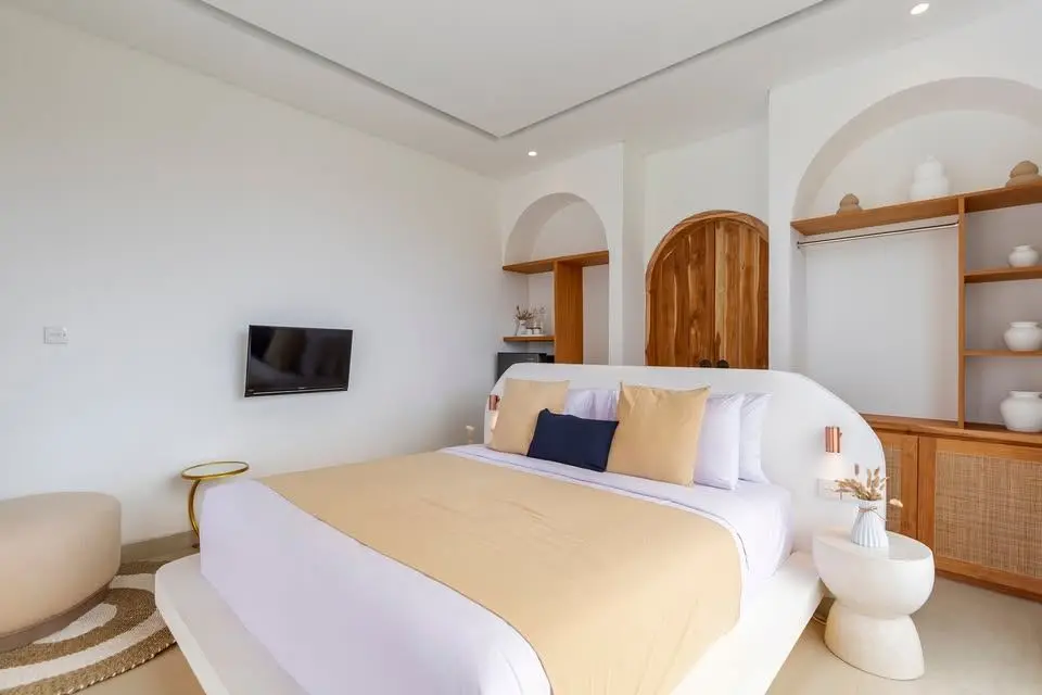 1 BR | Studio | Seseh — image 1