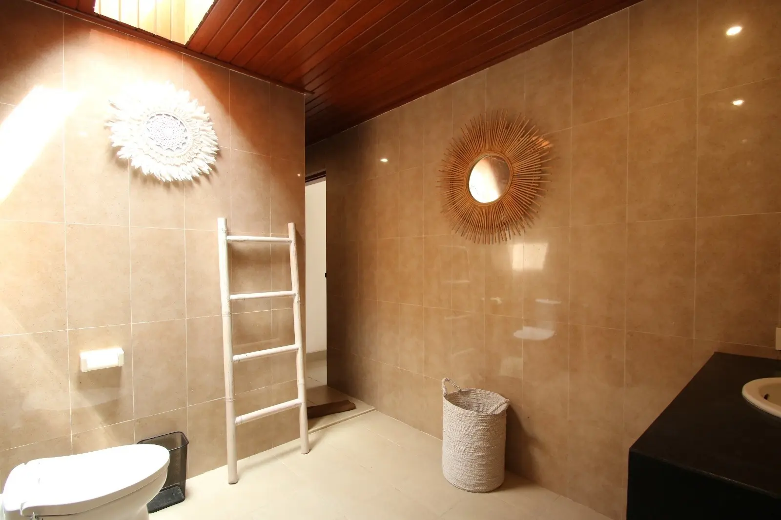 Villa For Rent 2 Bed In Umalas Kerobokan Bali — image 1