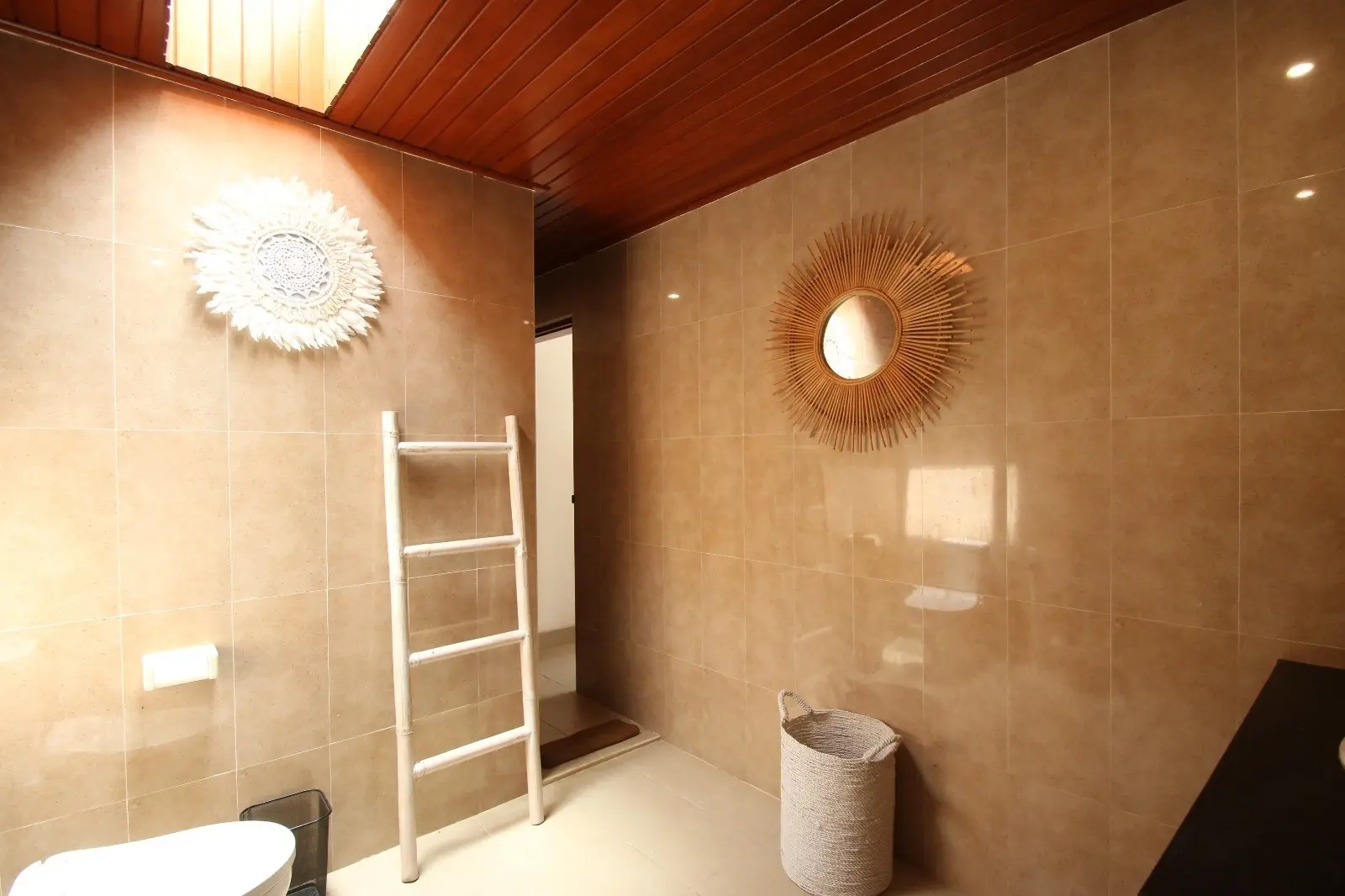 Villa For Rent 2 Bed In Umalas Kerobokan Bali — image 4