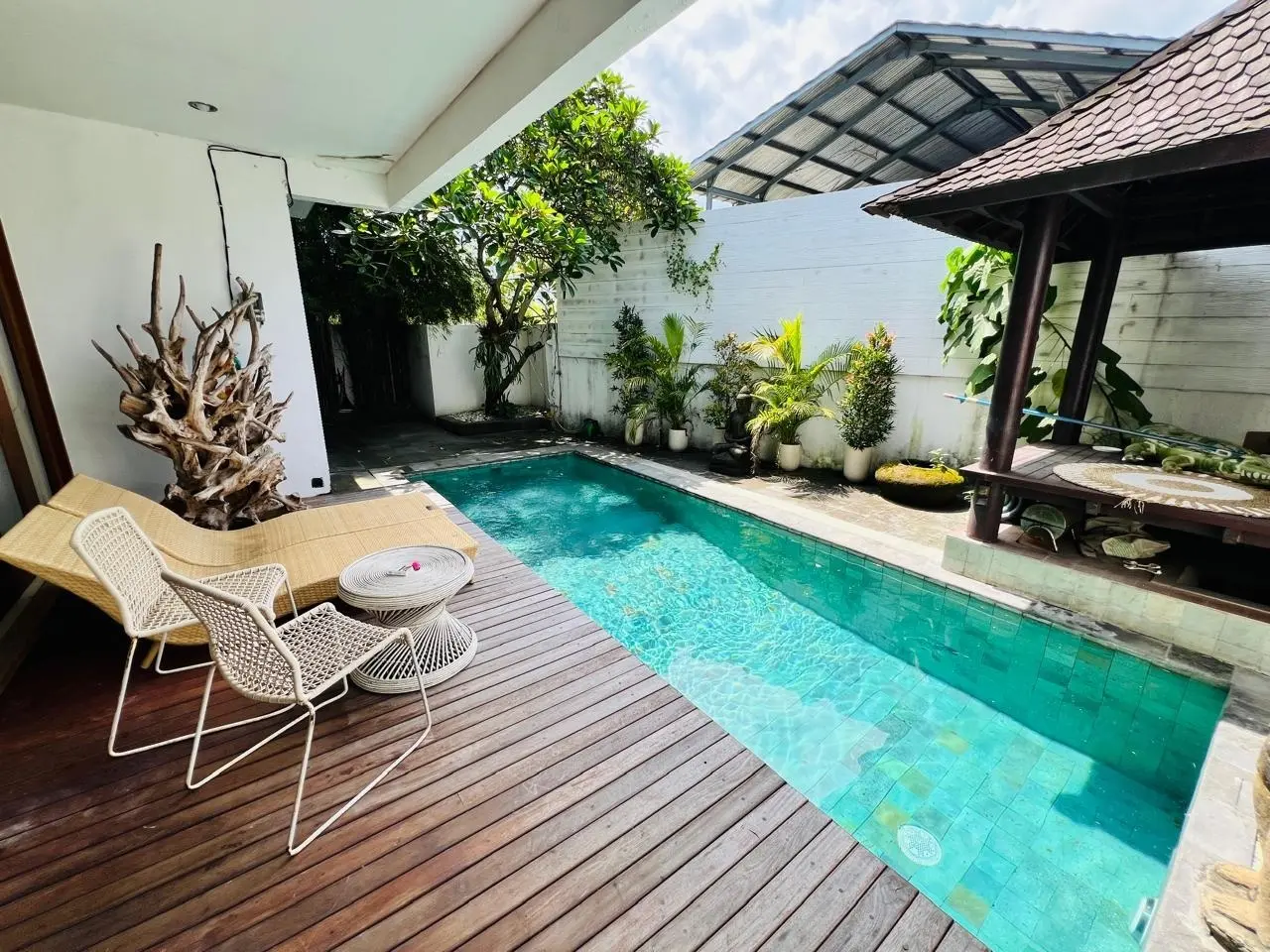 Villa For Rent 3 Bed In Kerobokan Badung Bali — image 4