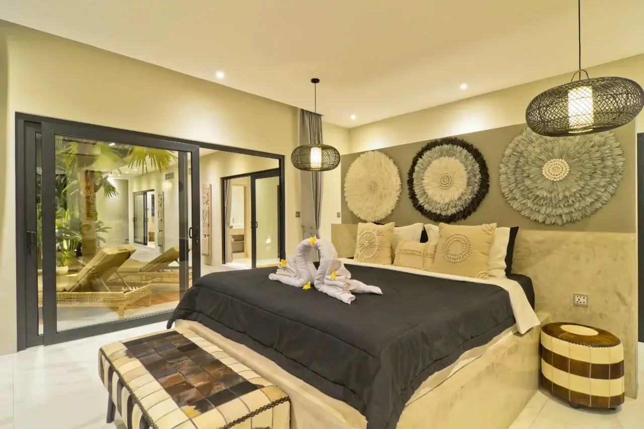 3 BEDROOM VILLA FULLY FURNISHED IN SEMINYAK — image 2