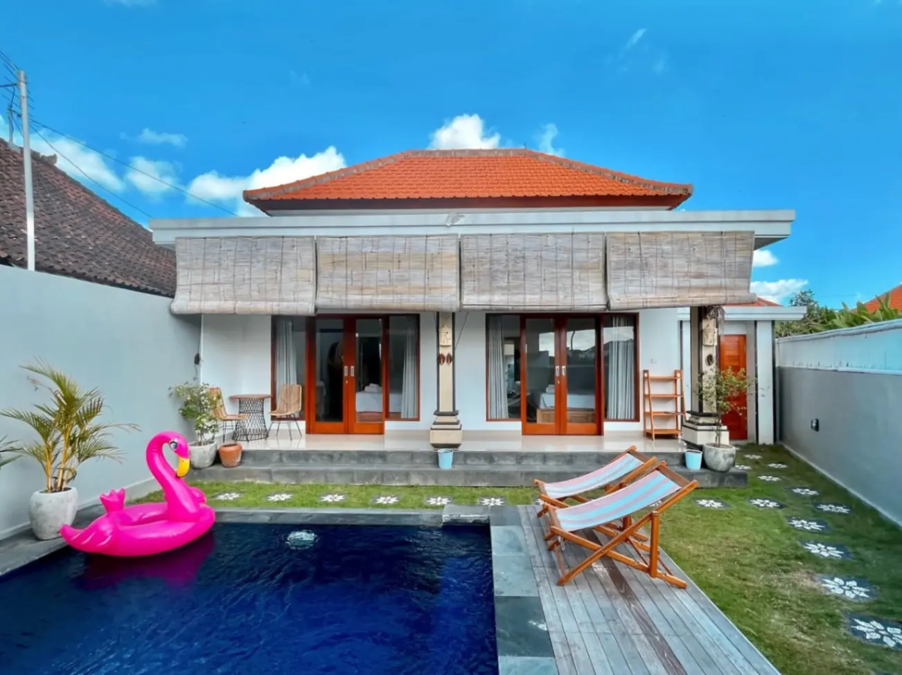 2BR PEACEFUL VILLA WITH PRIVATE POOL IN CANGGU (NO CONSTRUCTION NEARBY)