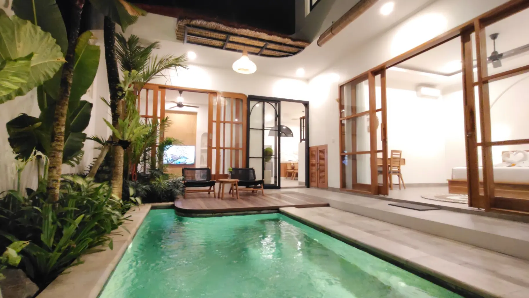 Modern 2BR Pool Villa Near Kedungu Beach — image 1