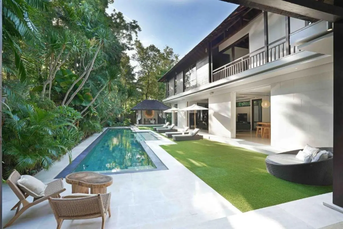 DO 70 - Villa for Sale in Seminyak Bali