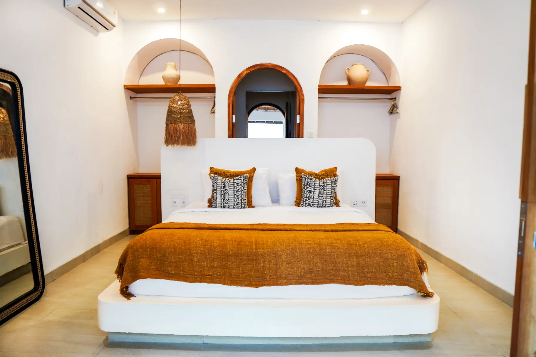 2 Bed Villa | 6 MINS walk to Seseh Beach — image 1