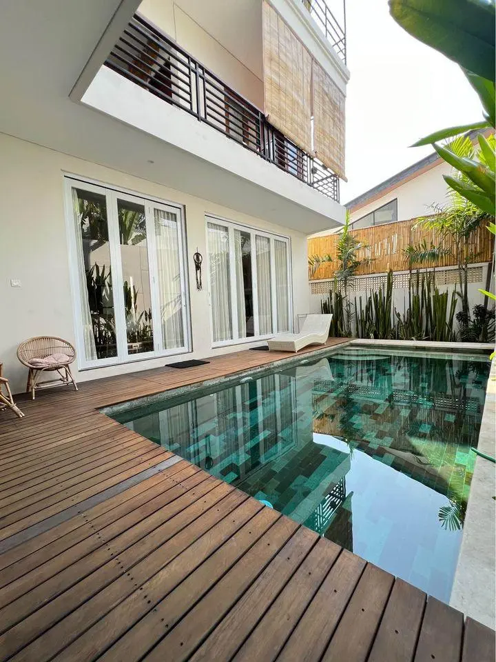 Modern 3 Bedrooms Villa in Berawa — image 1