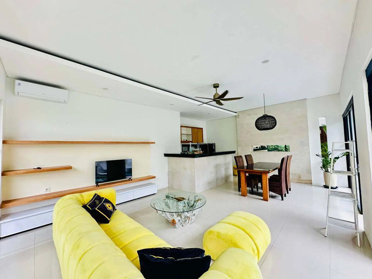 2 BEDROOM VILLA FOR LEASEHOLD IN UMALAS — image 2