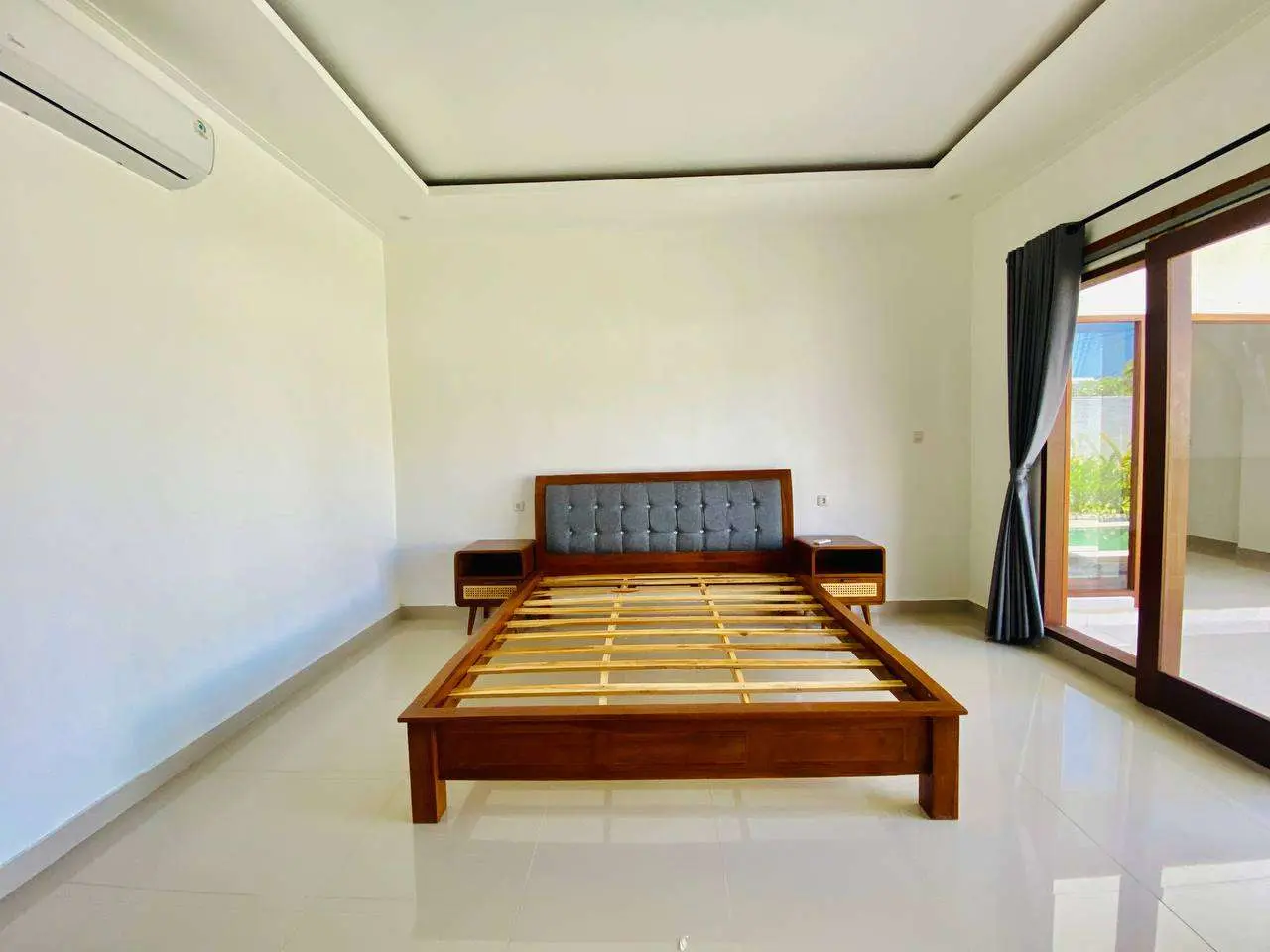 2 BEDROOM VILLA FULLY FURNISHED IN CANGGU PADONAN — image 4