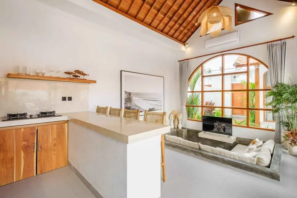 2 Bedroom Villa in Seseh — image 3