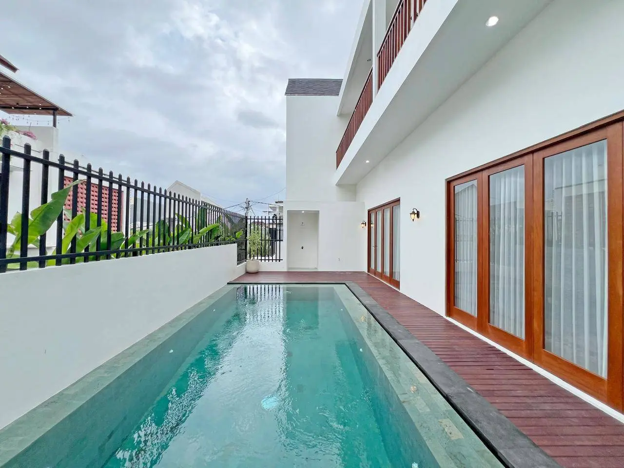 Modern Luxury Brand New Villa - 3 bedrooms in Ungasan — image 1
