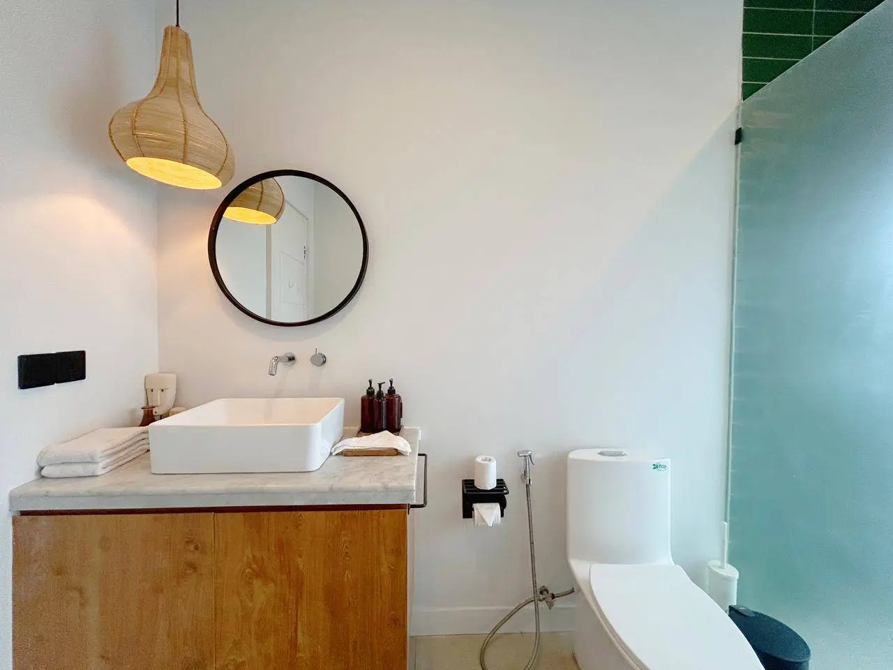 Villa For Rent 2 Bed In Berawa Tibubeneng Bali — image 1