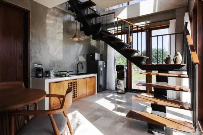 DO 88 - LUXURY VILLA FOR SALE IN CEMAGI BEACH BALI — image 1