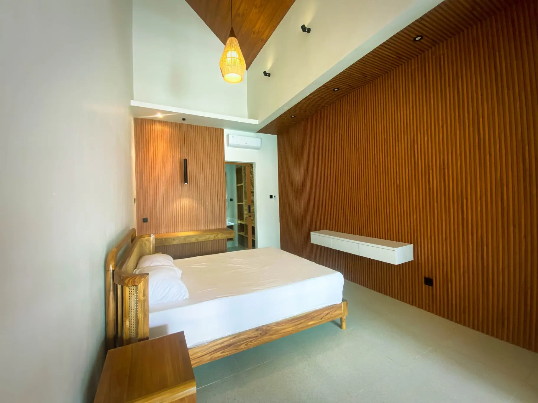 2 Bedrooms Villa in Padonan — image 3