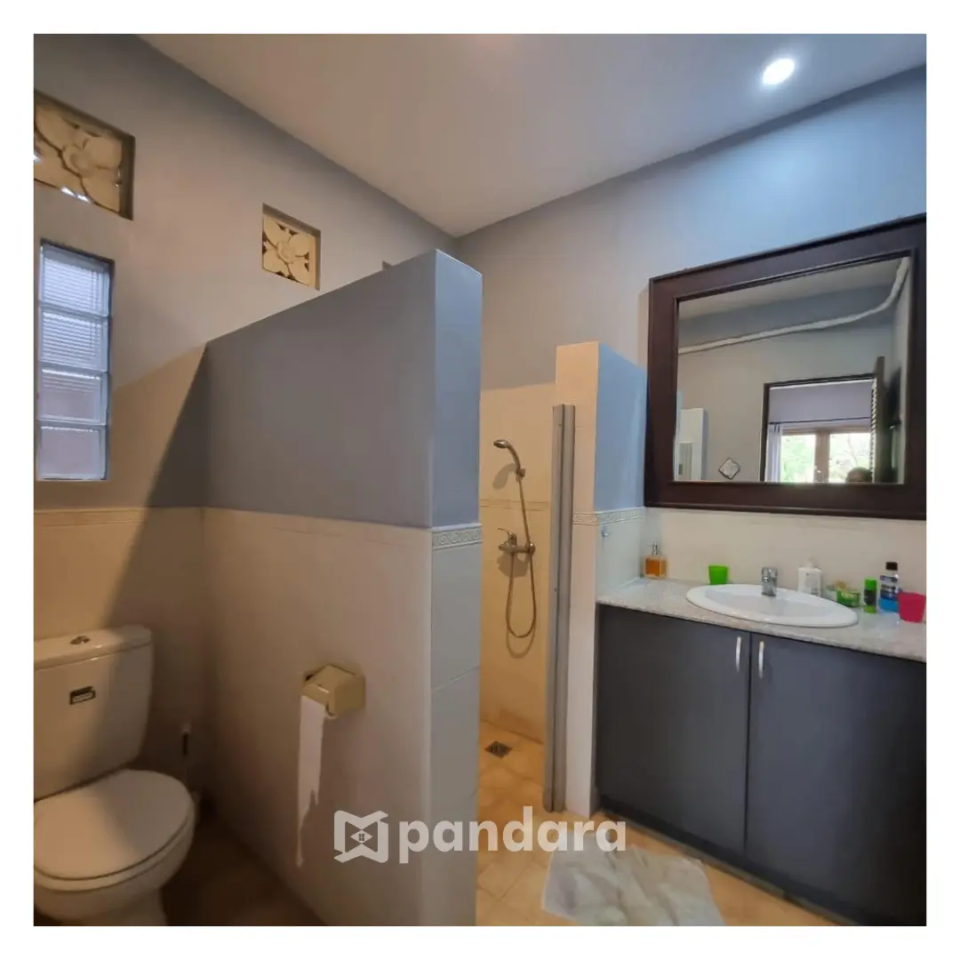 3BR Villa in Taman Mumbul Expat Complex with Clubhouse & Tennis Court — image 3