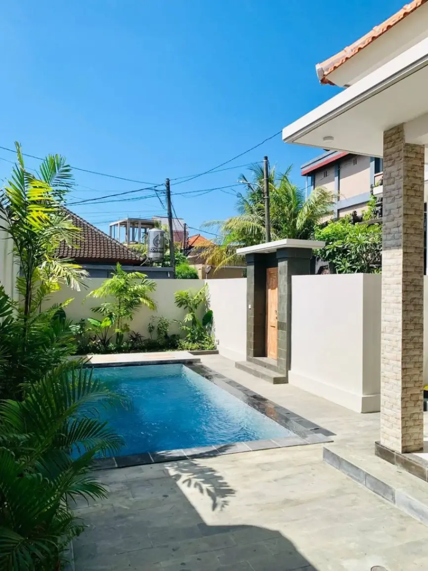 2 BEDROOM MODERN VILLA IN CANGGU PADONAN — image 3