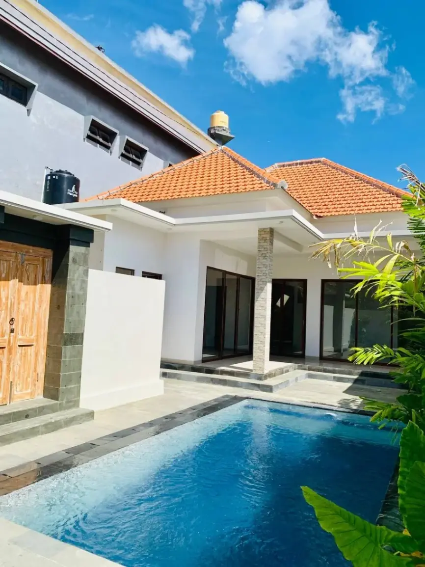 2 BEDROOM MODERN VILLA IN CANGGU PADONAN
