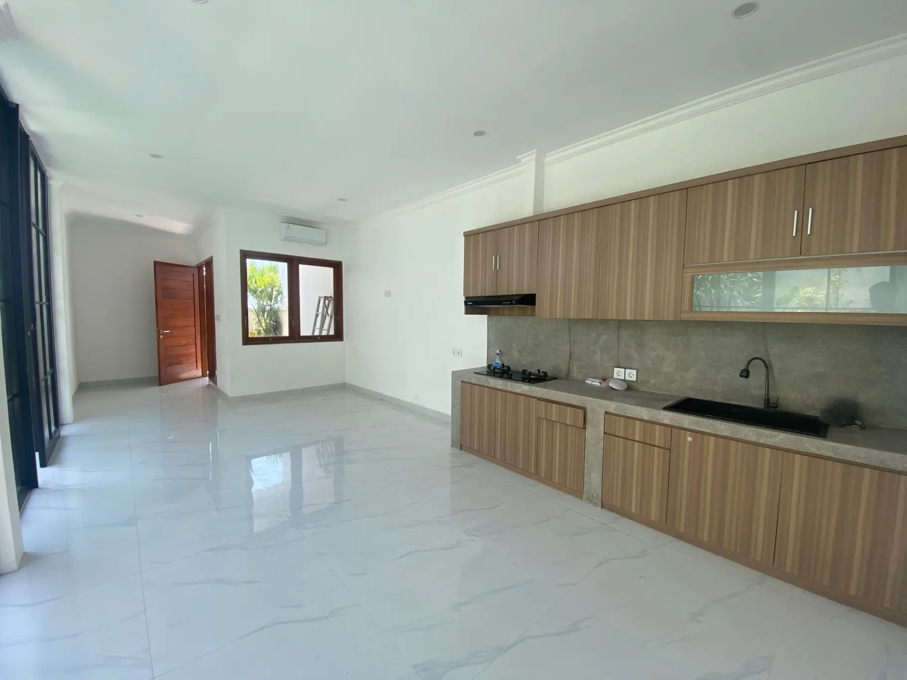 3BR Unfurnished - Cemagi — image 2