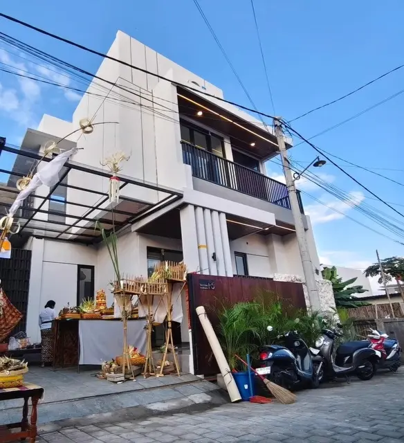 DO 463- FOR RENT NEW MODERN HOUSE LOCATED AT TABANAN — image 1