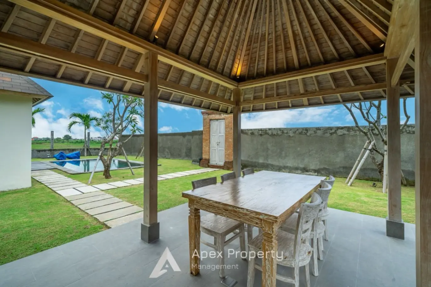 1 BEDROOM VILLA CEMAGI — image 1