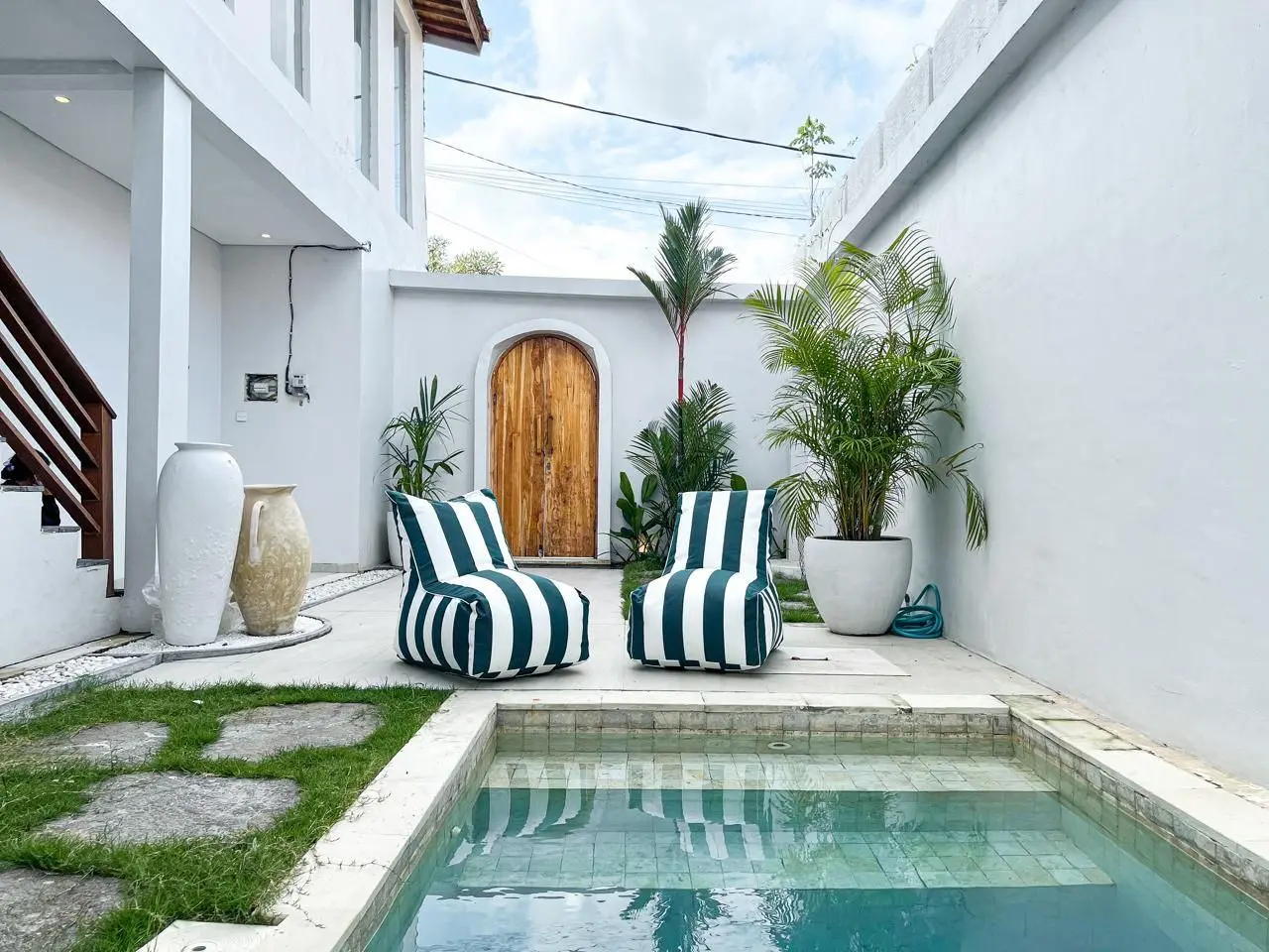 2 BR Modern minimalist villa in Seseh