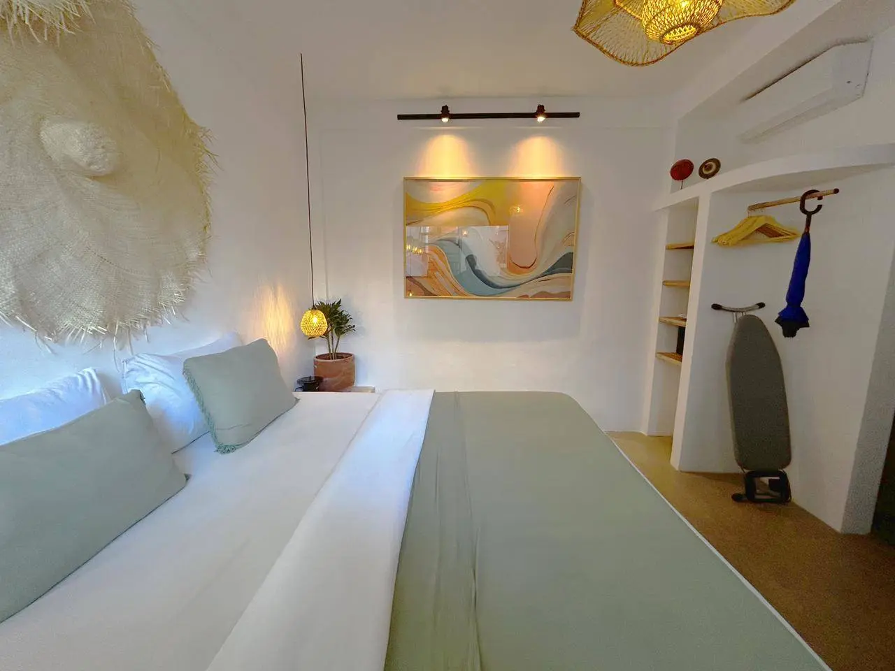 Modern 2 Bedrooms Villa in Berawa — image 2
