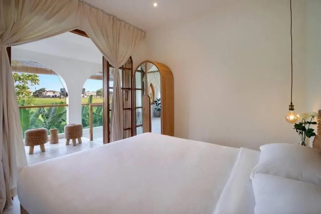 Exclusive villa 3BR Berawa Canggu — image 3