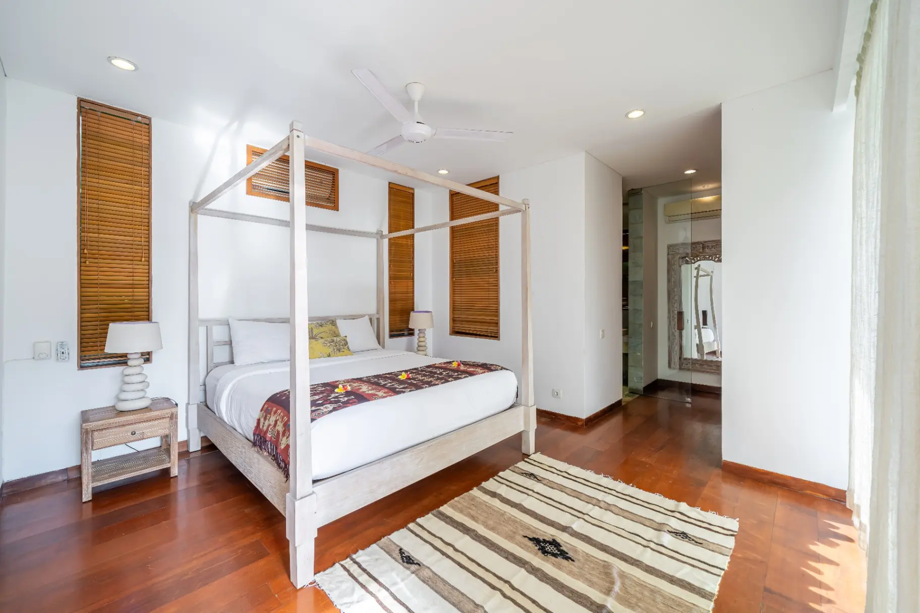 2BD +1 Office Room Luxury Villa Ayuni Berawa - AP012 — image 3