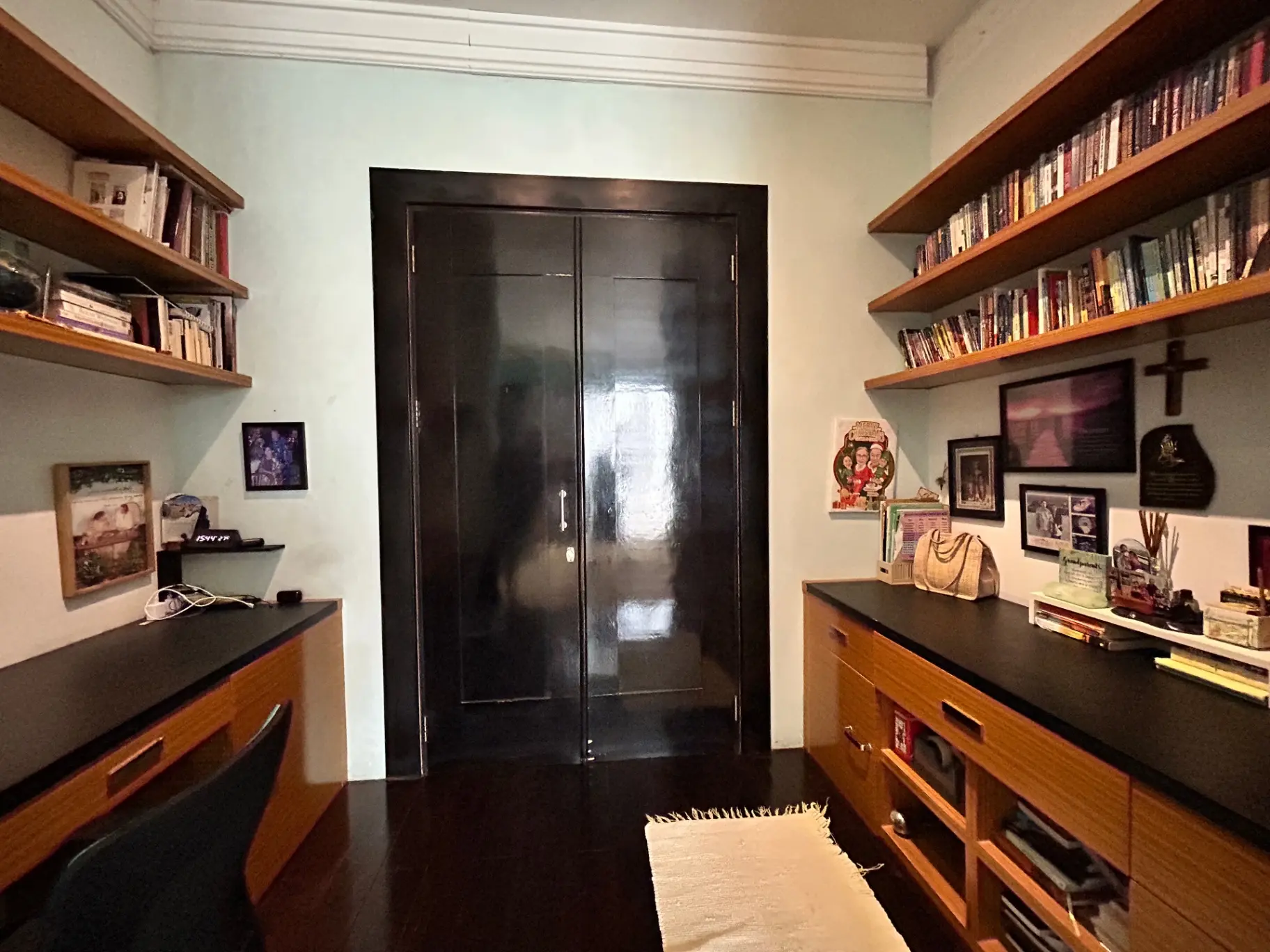 5BR Lux Villa w/ Pool & Prime Location — image 1