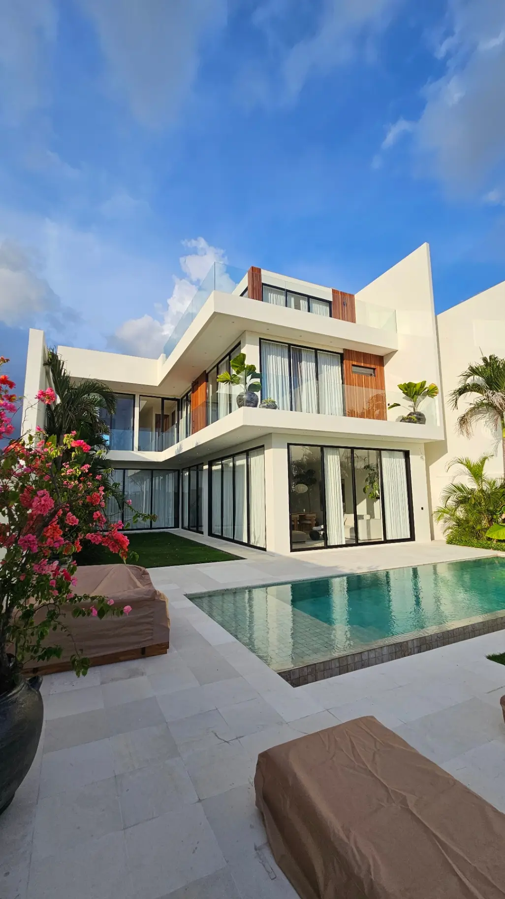 S 4br Luxury Villas [Video Included in this Post] — image 1