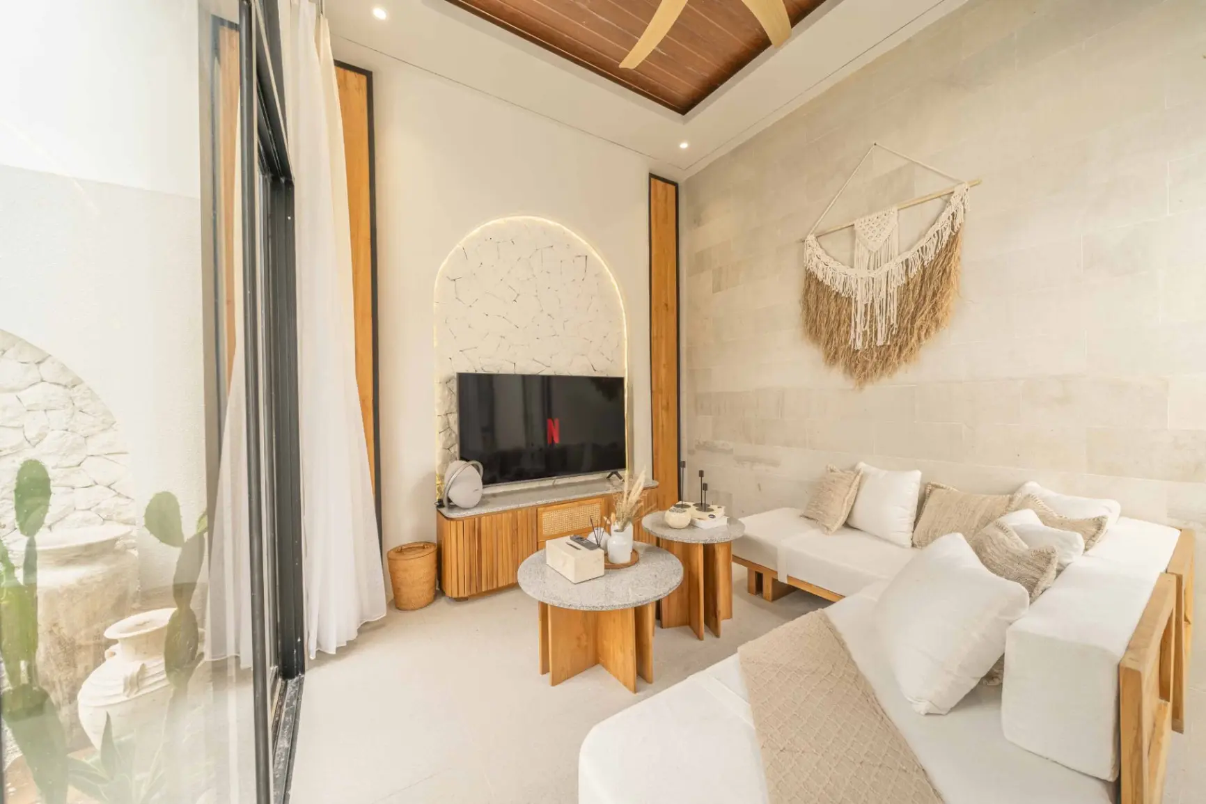 Brand New Villa D'Amelia Jimbaran 2 Bedroom — image 3