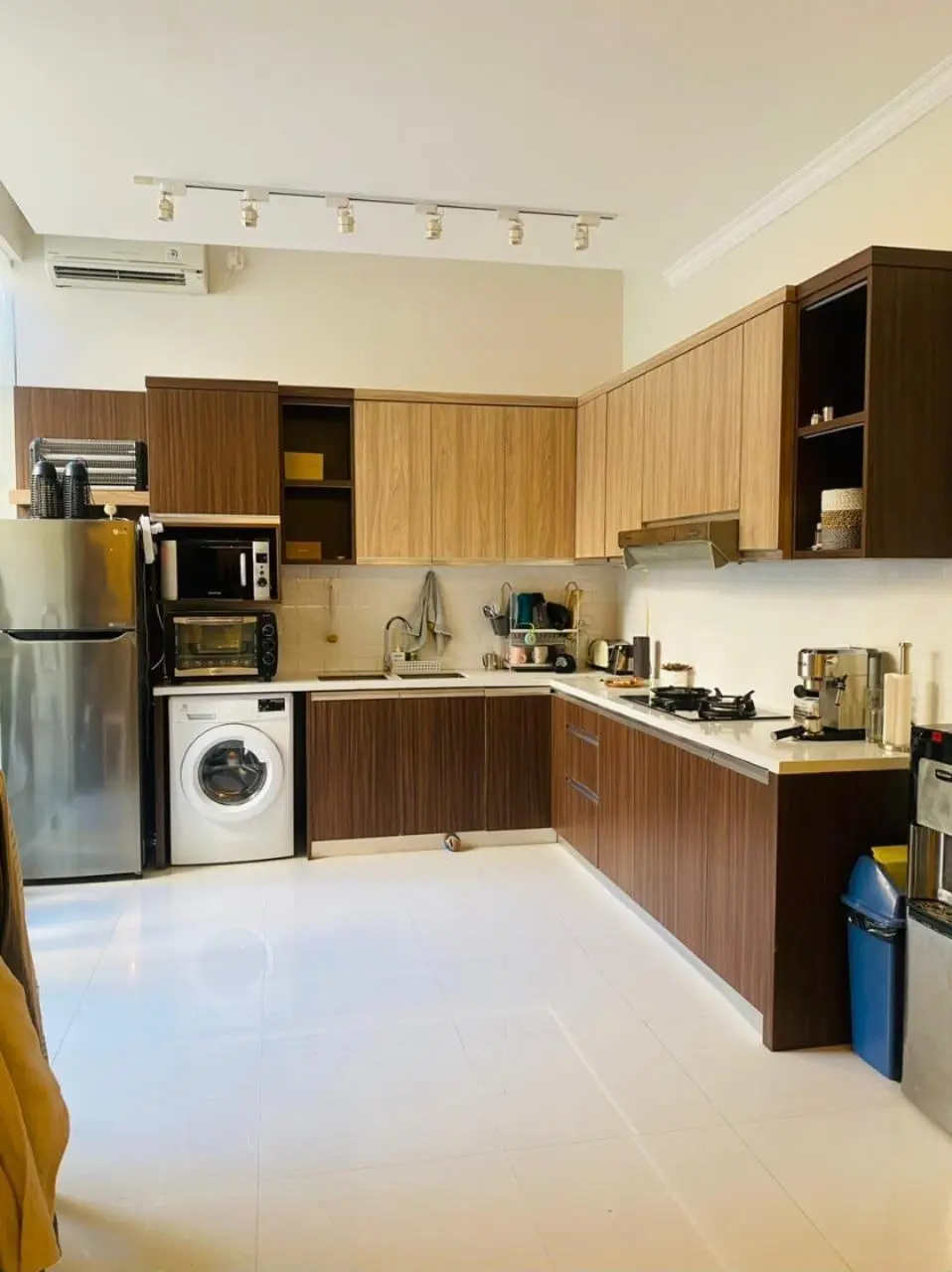 VC 03- FOR RENT MODERN MINIMALISH HOUSE AT MUMBUL NUSA DUA — image 3