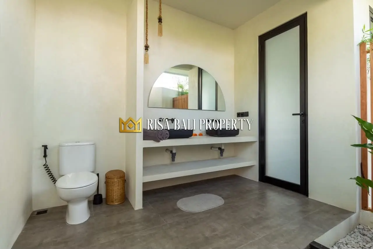 Villa For Rent 3 Bed In Cemagi Badung Bali — image 2