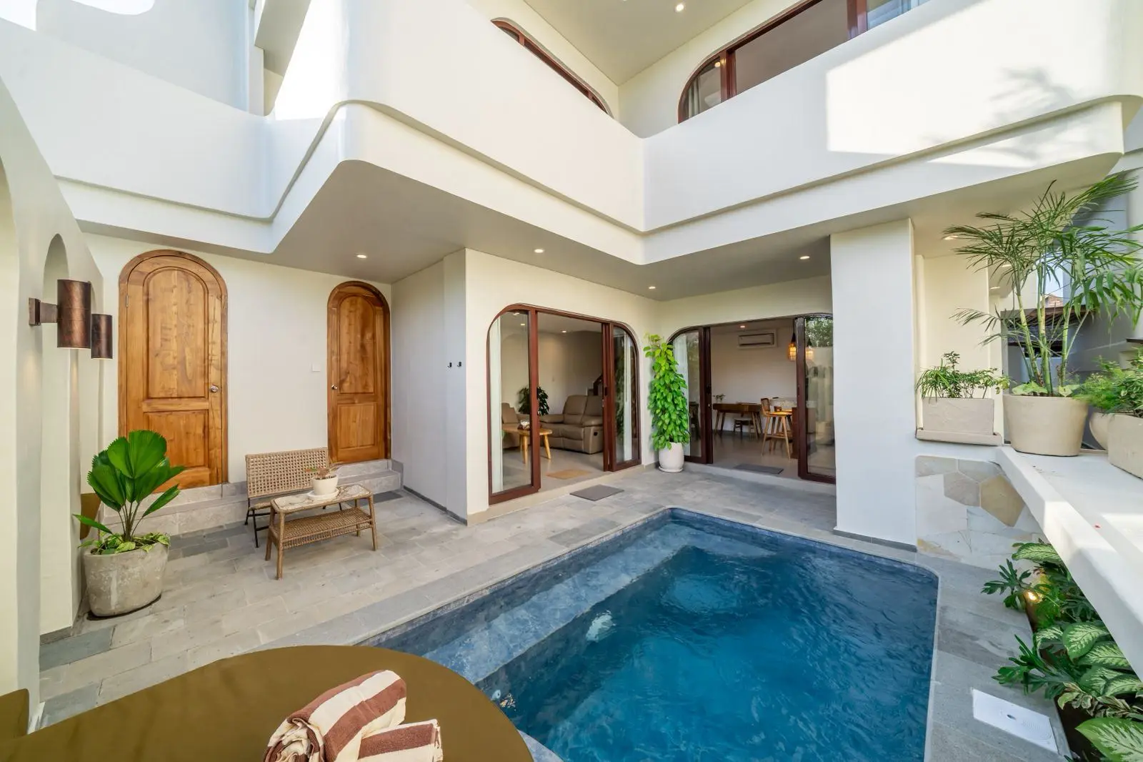 Brand New With Rooftop and Office-2 Bedroom Pererenan