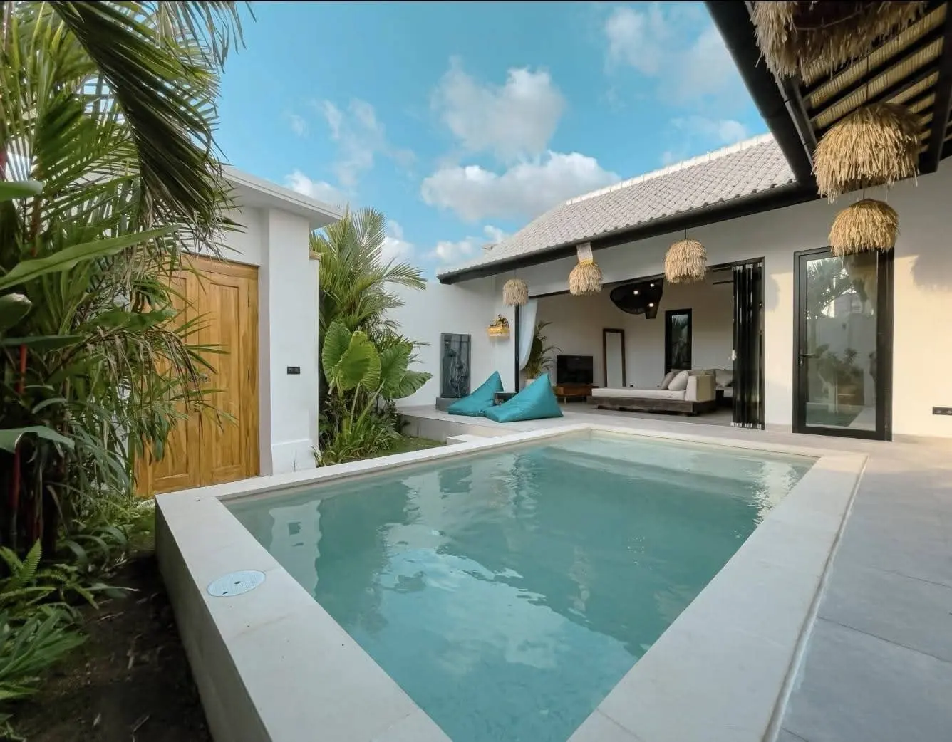 Villa For Rent 2 Bed In Kerobokan Badung Bali