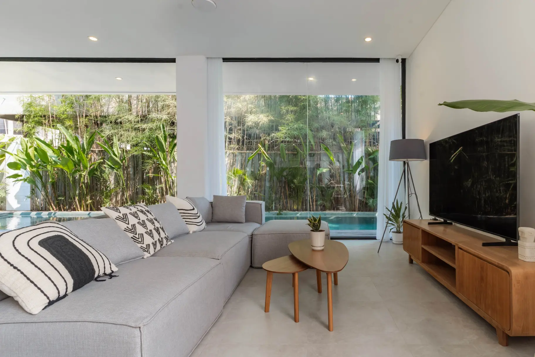3-bedroom Sleek Living Villa in Umalas — image 1