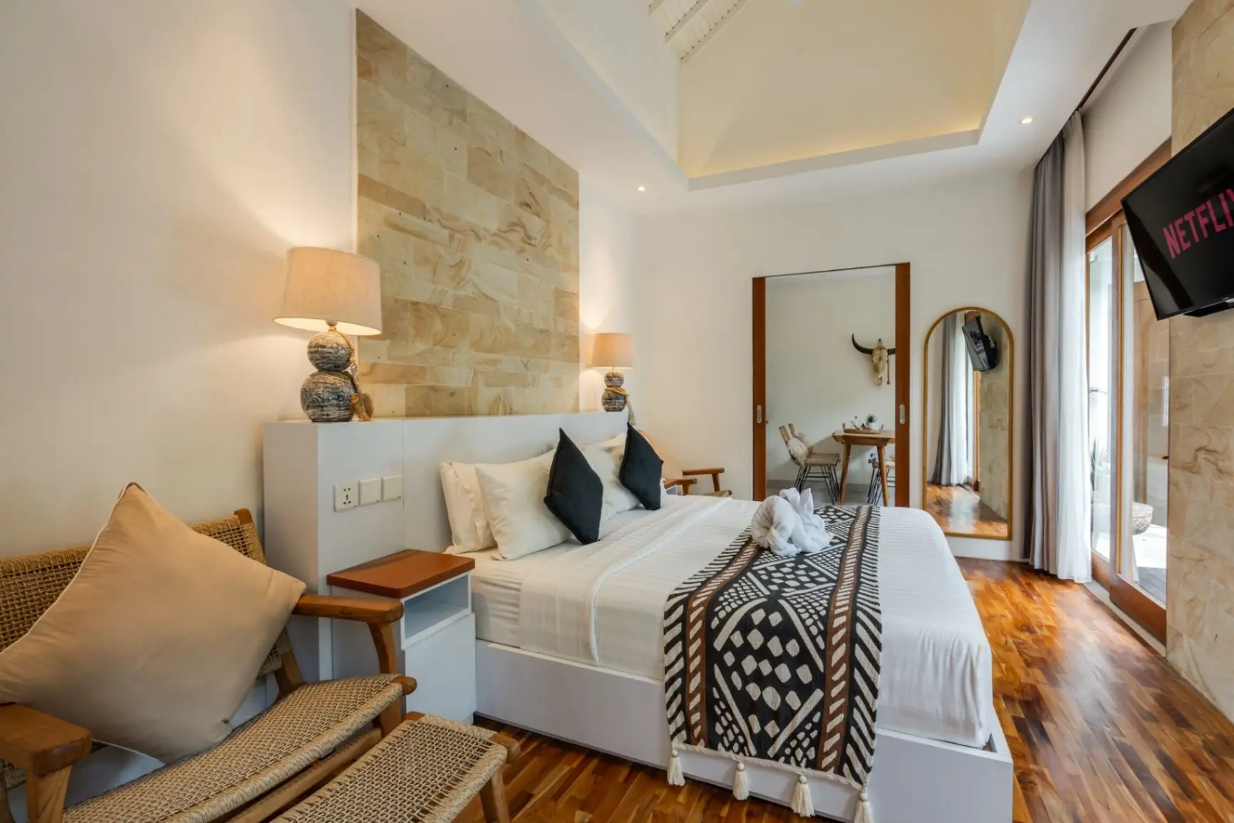 Tumbak bayuh one bedroom — image 3