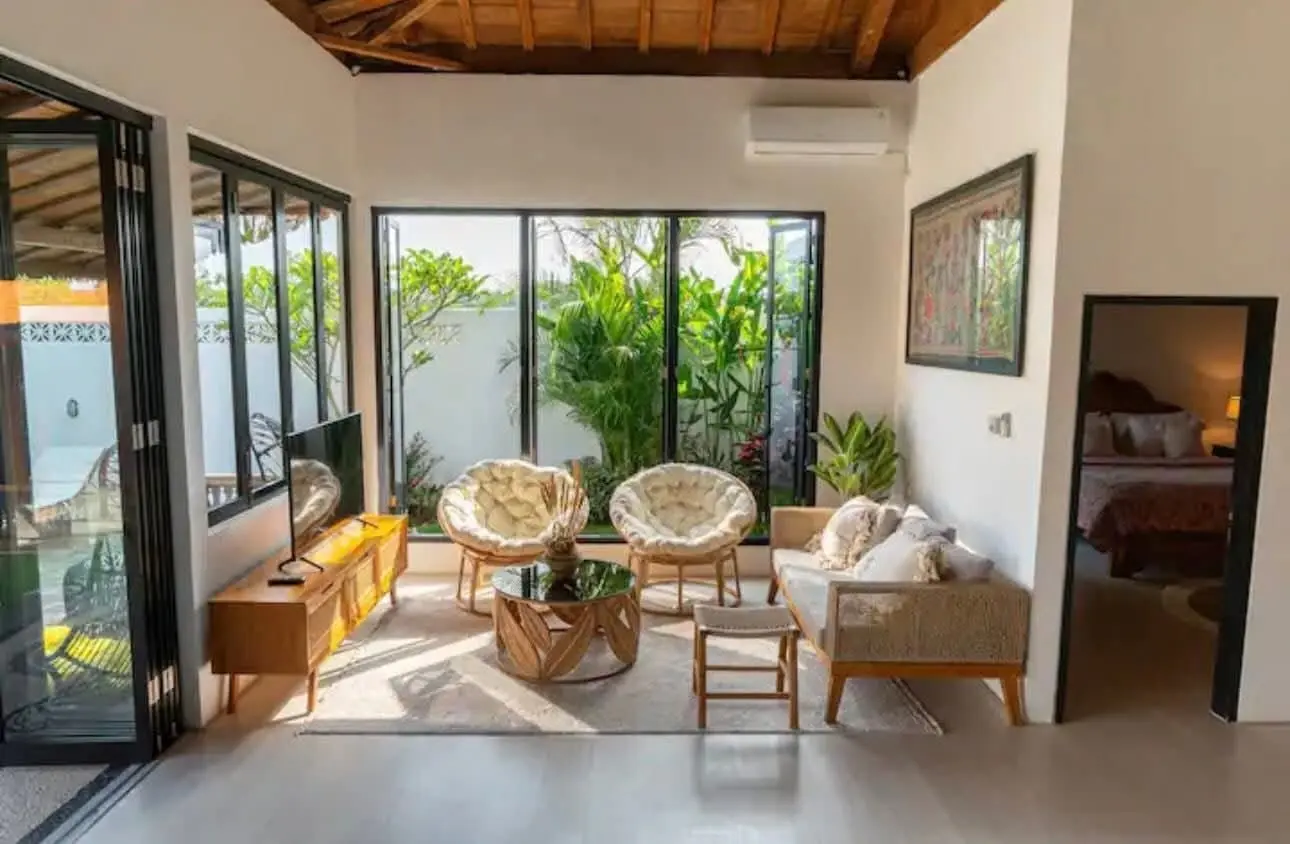 Villa For Rent 3 Bed In Berawa Canggu Bali — image 1