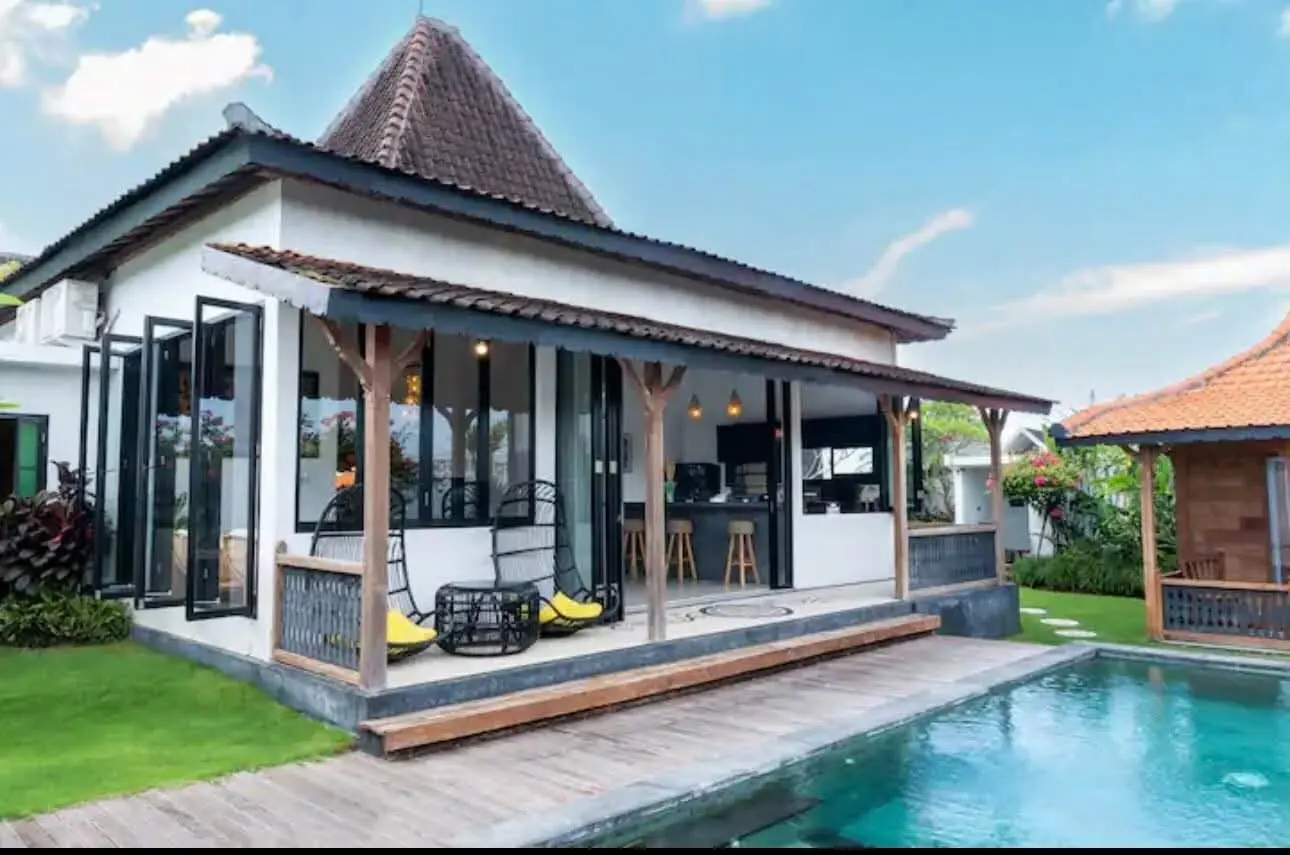 Villa For Rent 3 Bed In Berawa Canggu Bali PR-3690