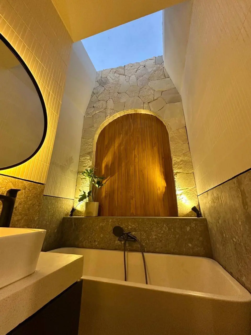 2BR BANA VILLA AT KEROBOKAN NEAR SEMINYAK — image 3