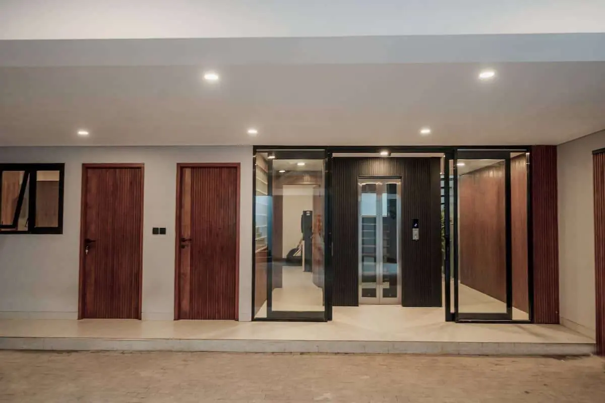 Pererenan 4-bedroom close to beach — image 2